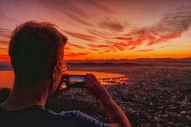 Cape Town: Lion's Head Sunrise/Sunset Hike - Fitness, footwear, and what to pack