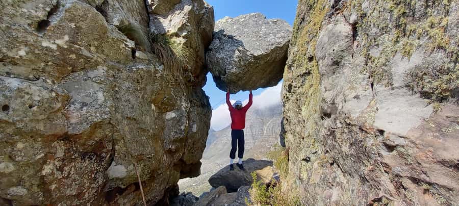 Cape Town: Table Mountain Hike via India Venster Morning - What to wear and pack for the morning