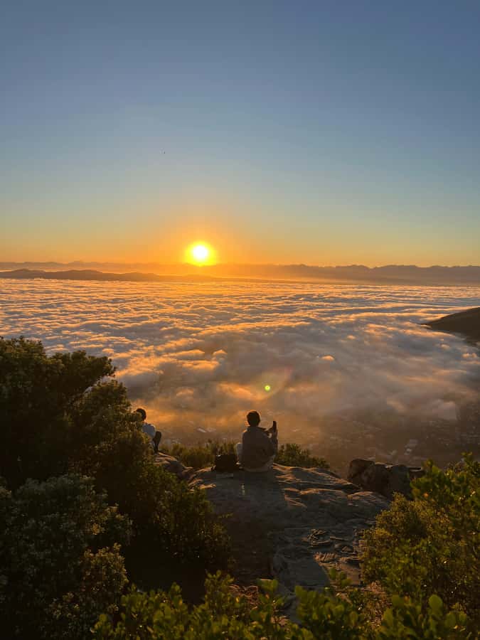 Cape Town: Table Mountain Hike with an Experienced Guide - Small groups, photographs, and the human touch