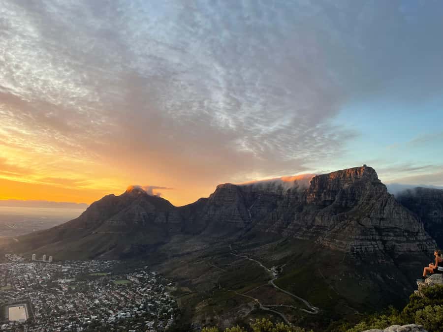 Cape Town: Table Mountain Hike with an Expert Guide - Choosing between India Venster, Platteklip, and Skeleton Gorge