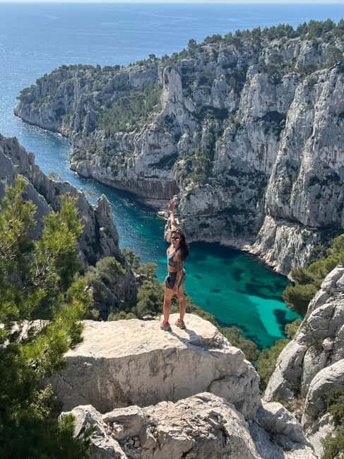 Cassis: 3 Calanques Half-Day Hiking Tour with Swimming - Meeting at Port-Miou