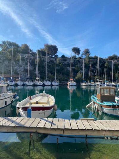 Cassis : Hiking Tour 2 Calanques with swimming
