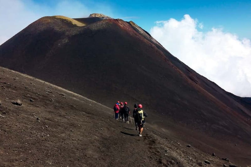 Catania: Mount Etna Adventurous Hiking Tour with Equipment - The essential facts at a glance