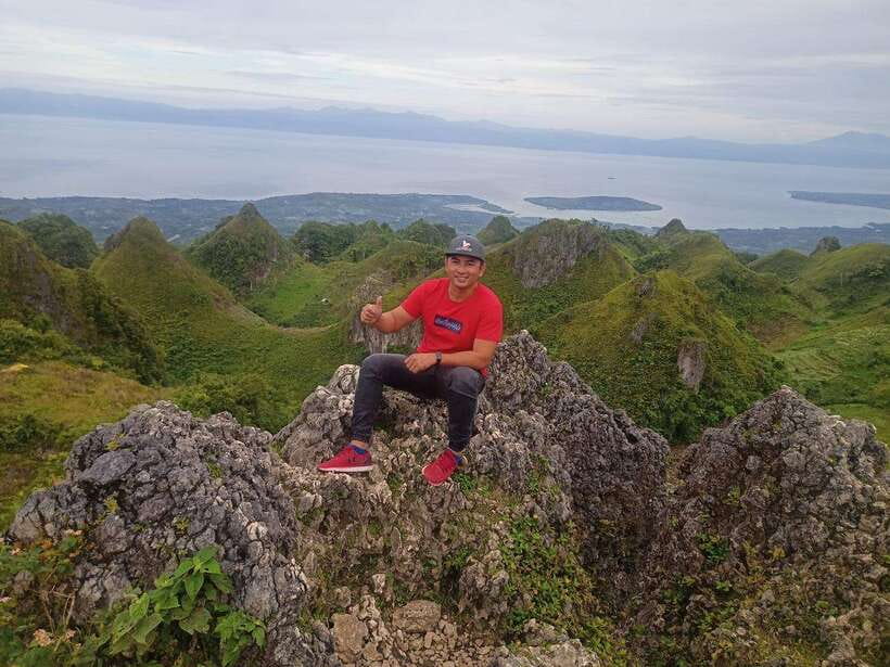 Cebu: Osmeña Peak hike and Sardines Run Snorkel adventure - Two very different sides of Cebu in one day