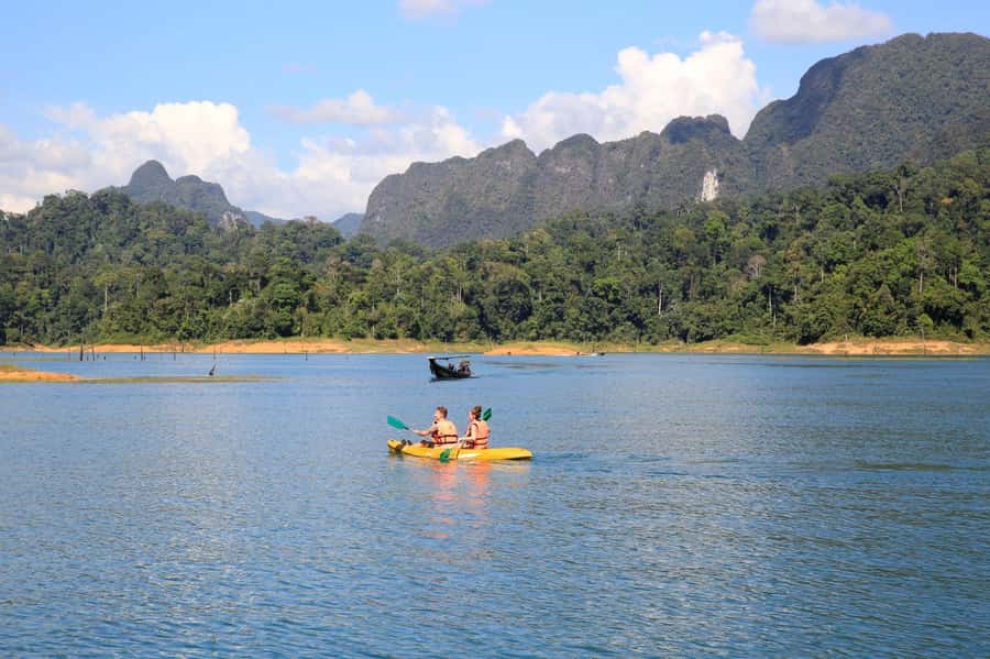 Cheow Larn Lake - Hiking - Cave Explore - Wildlife Safari - Walking through Klong Seang National Park