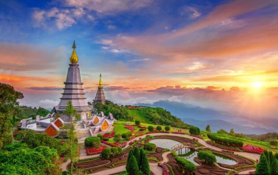 Chiang Mai: Doi Inthanon Park with Kew Mae Pan Hike Day Trip - Guides make a real difference