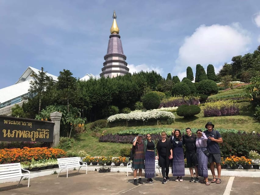 Chiang Mai: Doi Inthanon Park with Kew Mae Pan Hike Day Trip - Lunch: simple, filling, and included in the standard option