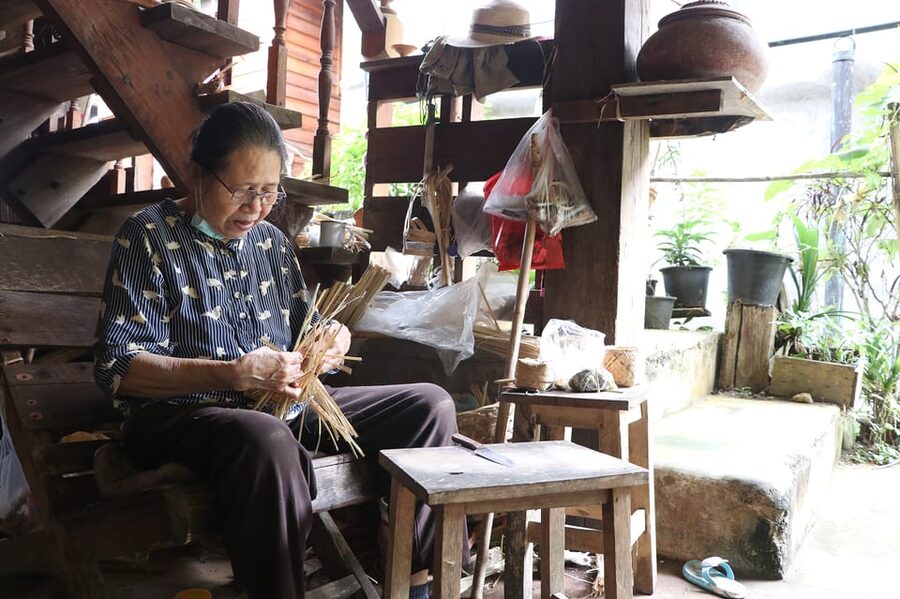 Chiang Mai: Gibbons, Trekking & Mae Kampong Small Group Tour - The morning drive into Mae Kampong