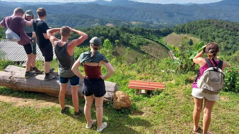 Chiang Mai: Jungle Trek, Elephants care & Bamboo Rafting - Bamboo rafting on the Mae Win river