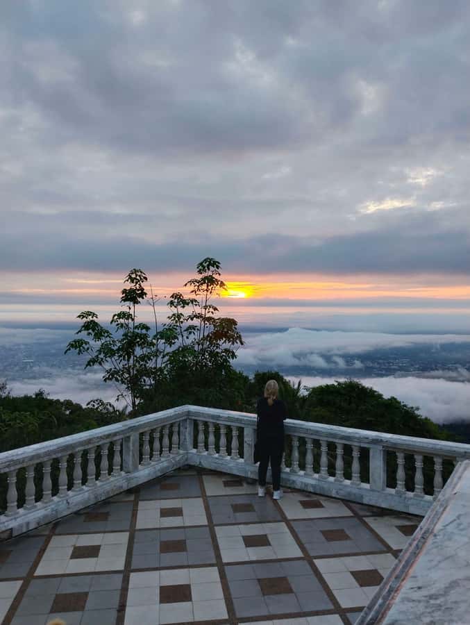Chingmai Sunrise Hike & Cultural Traditions - Key points at a glance