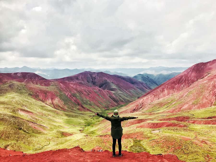 Cusco: Full-Day Rainbow Mountain & Red Valley Trekking Tour - Leaving Cusco before the crowds build