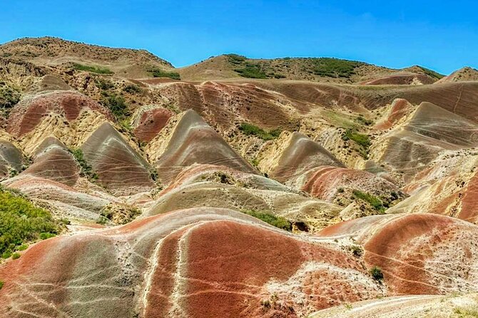 David Gareji and Real Rainbow Mountains Off-Road adventure + hike - The important details at a glance