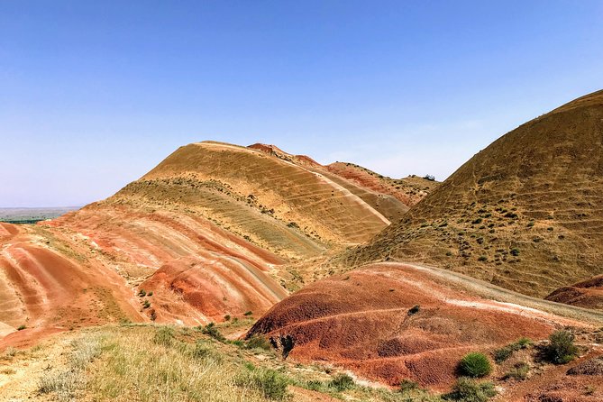 David Gareji and Real Rainbow Mountains Off-Road adventure + hike - The hike is the heart of the Rainbow Mountains stop