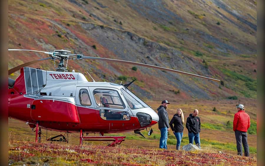 Denali National Park: Helicopter and Hike Adventure - Lifting off from the riverside heliport