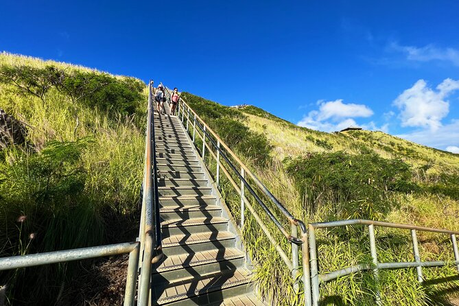 Diamond Head Hiking and Oahu Island Experience feat. North Shore - Sunset Beach and Haleiwa