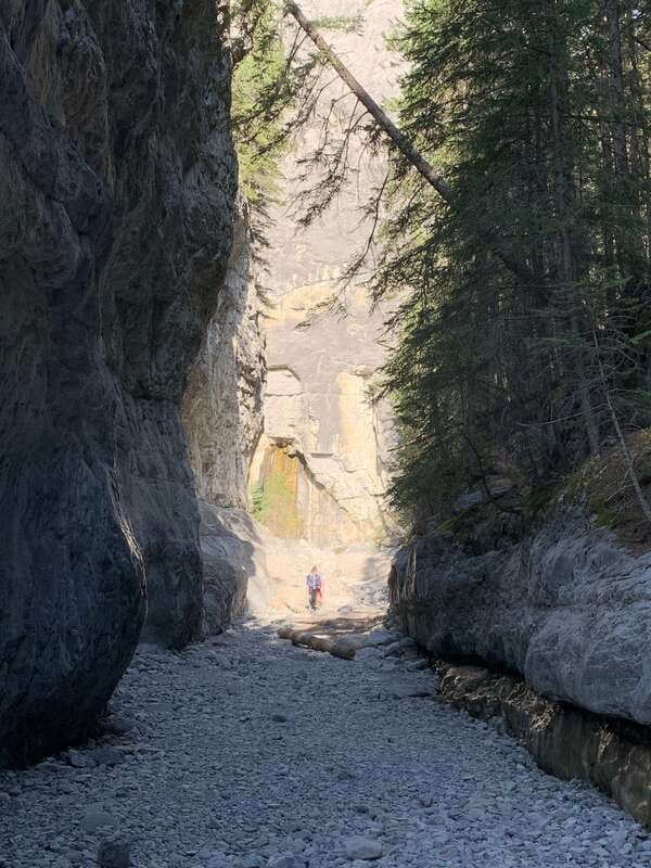 Discover Ancient Pictographs - Guided Canyon Hiking Tour 3H - Starting at the Canmore Recreation Centre