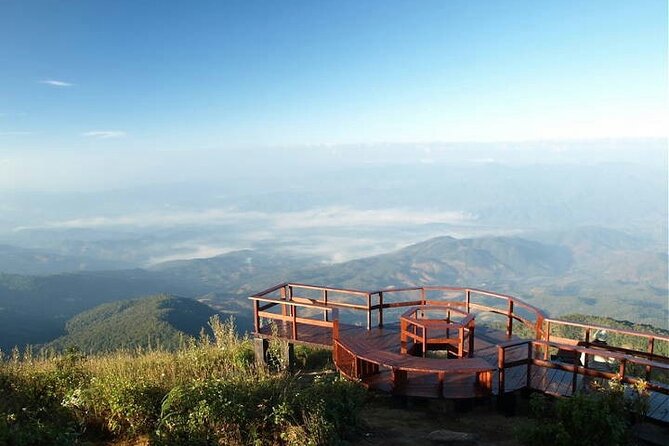 Doi Inthanon National Park with Nature Trail Trekking 1-Day Tour - Pick the right seasonal trek