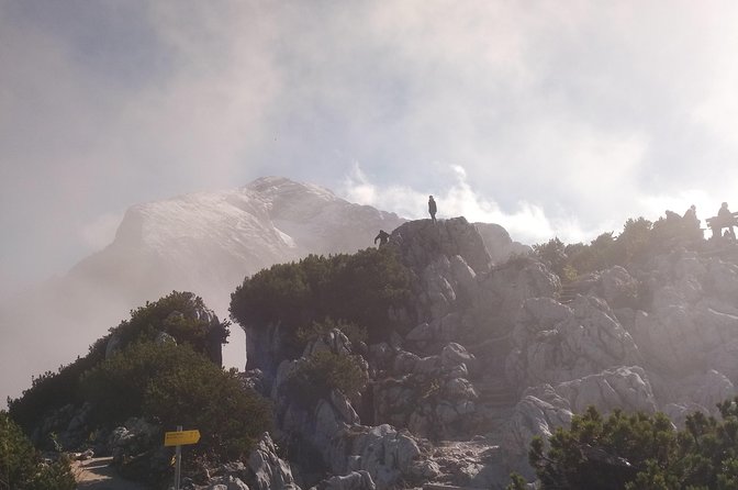Eagle's Nest Hiking Tour - Who should take this tour?