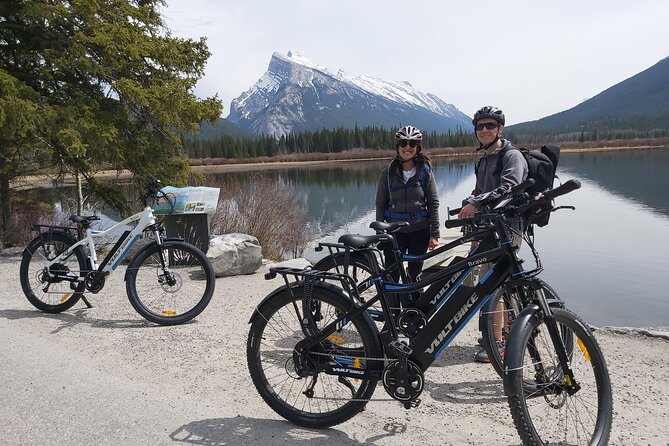 eBike and Hike Banff to Johnston Canyon small group guided program - The Bow Valley Parkway by e-bike