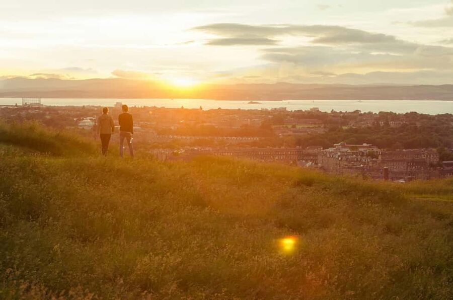 Edinburgh: Arthur's Seat Sunrise Hike with Mountain Guide - Taking the Quieter Route Up Arthur’s Seat