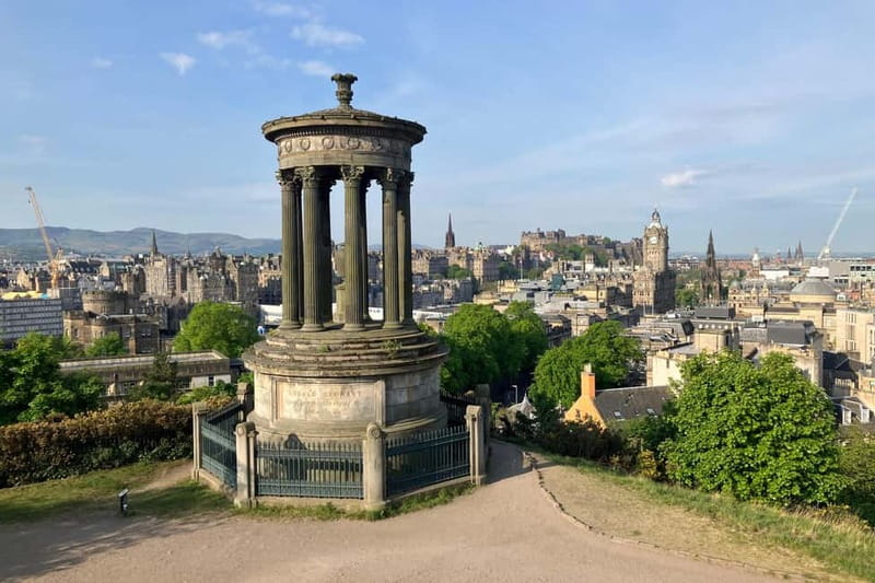 Edinburgh: Hike Arthur's Seat & Calton Hill - Starting at Waterloo Place and Calton Hill