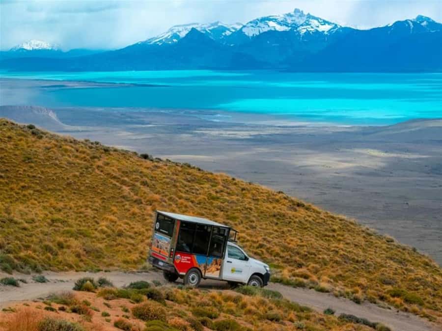 El Calafate: 4WD Adventure with Optional Hike or Zipline - Estancia Huyliche and the included meal