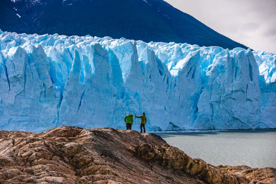 El Calafate: Perito Moreno Glacier Trekking Tour and Cruise - One hour on the Perito Moreno Glacier