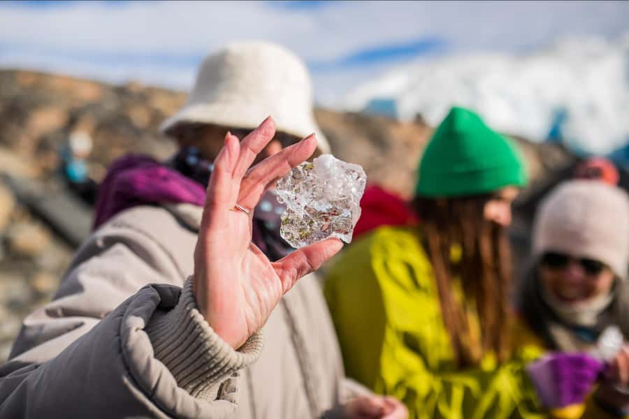 El Calafate: Safari Azul Los Glaciares Trekking Tour - Returning by boat, then changing the pace