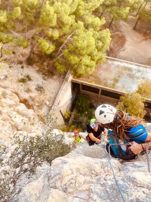 El Chorro: Zipline, Bridge, and Hiking Adventure Tour - The final rest point and wide views
