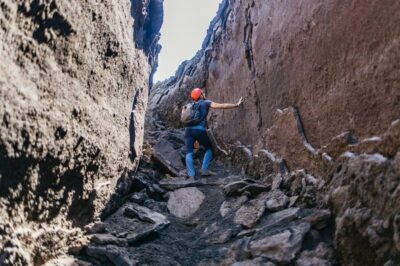 summit craters trekking with volcano guide 3350mt