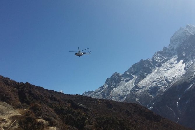 Everest Base Camp Trek - Day 4: A monastery visit and a quieter mountain day