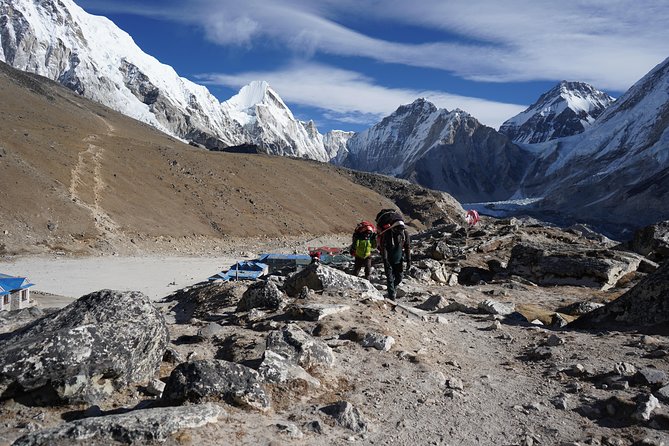 Everest Base Camp Trekking - Dingboche, Duglha, and the Khumbu glacier area