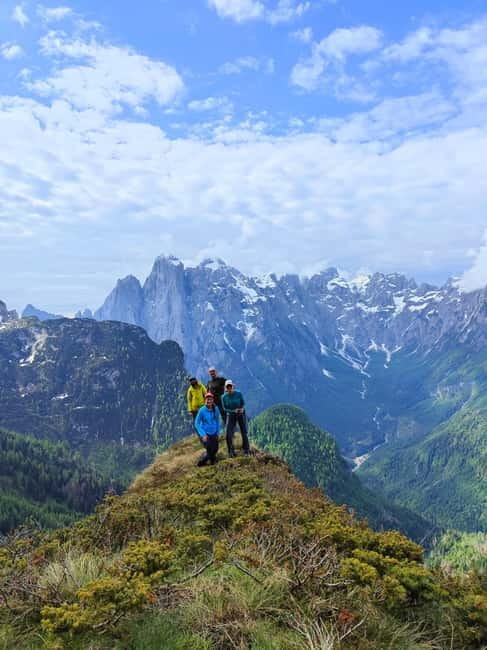 Explore the Dolomites, a hiking day in the mountains - What the six-hour hike is really like
