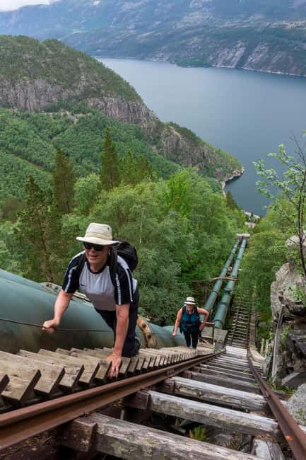 Flørli 4444: RIB & Hike - Key points at a glance