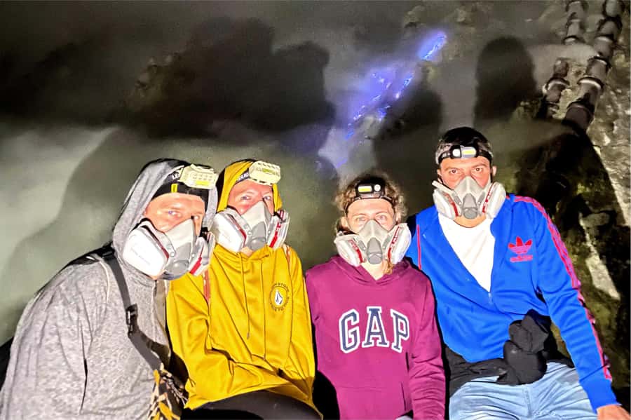 From Bali: Ijen Volcano Sunrise Hike with Transfer & All Fee - Key points to know before booking