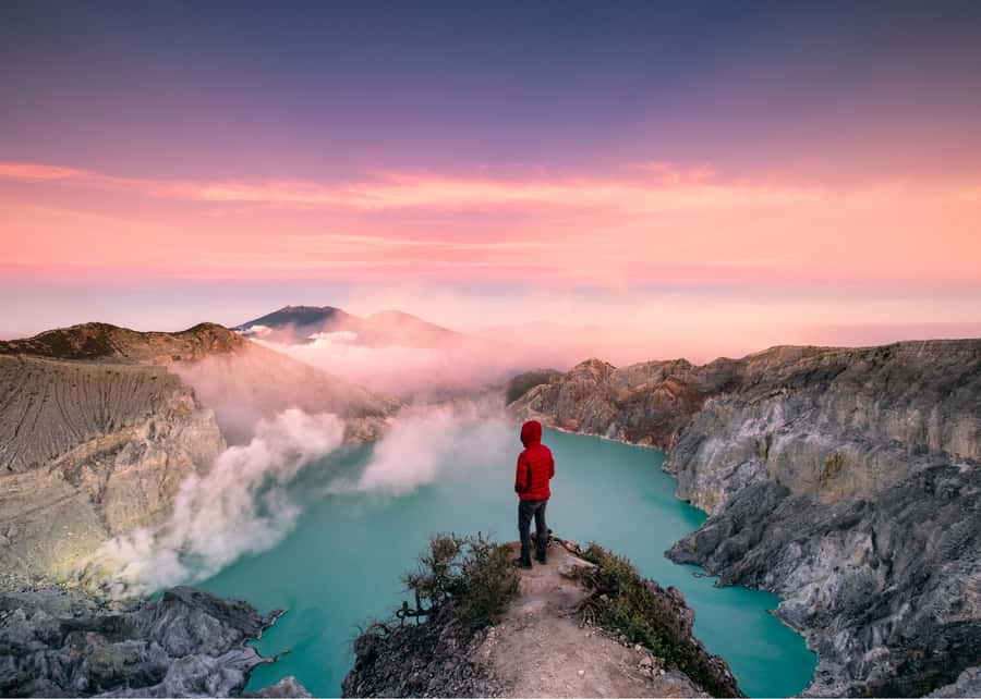 From Bali: Private Mount Ijen Crater Volcano Midnight Trek - Blue Flames, Sulphur, and the Crater
