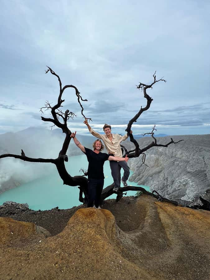 From Bali : The Majestic Mount Ijen Sunrise Trekking - The 2:00 AM climb toward Ijen