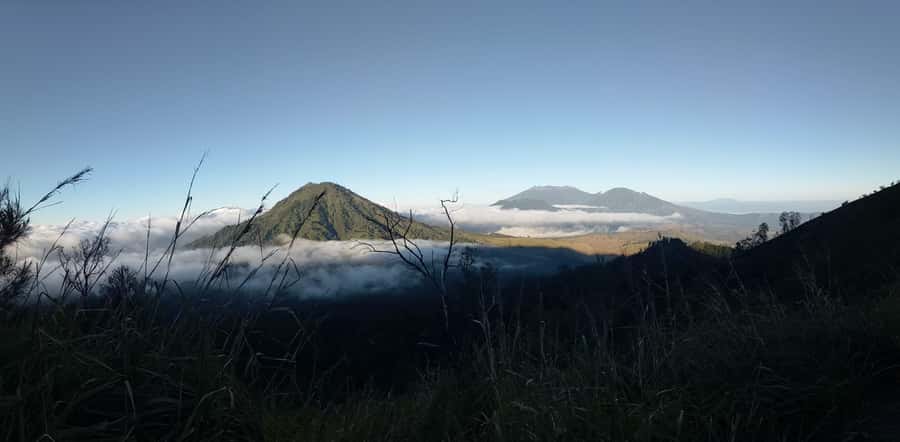 From Bali : The Majestic Mount Ijen Sunrise Trekking - Sunrise over Kawah Ijen