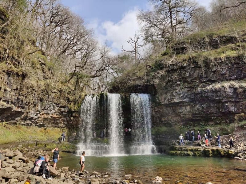 From Cardiff: Guided Hike to 8 Waterfalls in Brecon Beacons - Leaving Cardiff for the waterfall valleys