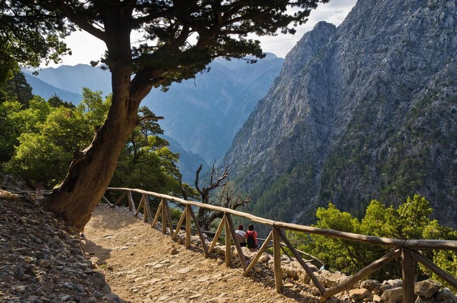 From Chania/Rethymno: Samariá Gorge Guided Hike with Pickup - What the $37 price really gets you