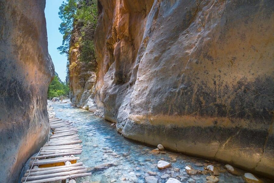 From Chania: Samaria Gorge with Professional Hiking Guide - Why this Chania day trip works