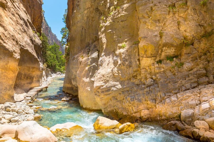 From Chania: Samaria Gorge with Professional Hiking Guide - Who should book this hike