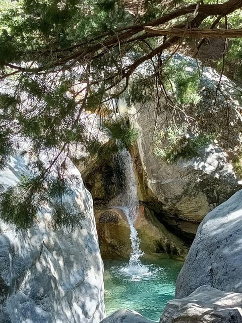 From Chania: Samaria Gorge with Professional Hiking Guide - Practical packing advice