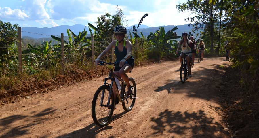 From Chiang Mai: Mae Taeng Valley Hike & Bike Day Trip - Wat Ban Den adds a useful cultural stop