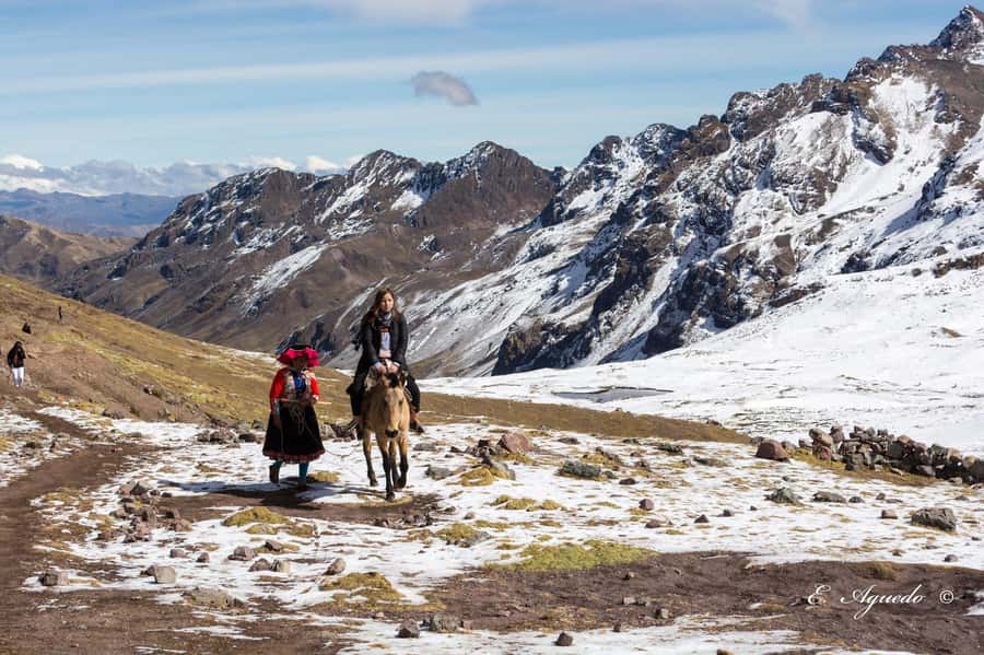 From Cusco: 7 Lakes Ausangate Trek with Breakfast and Lunch - Hiking the 13-kilometer route
