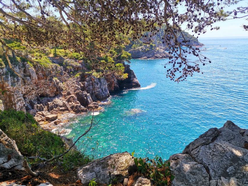 From Dubrovnik: Hiking & Swimming on Koločep Island Day Trip - Finding the island’s quieter swimming places