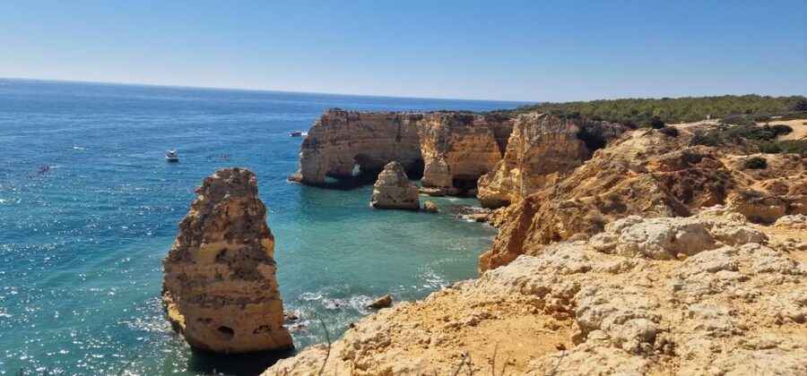 From Faro: Benagil Cliffs Hiking & 4 Treasures Experience - Who should book this experience?