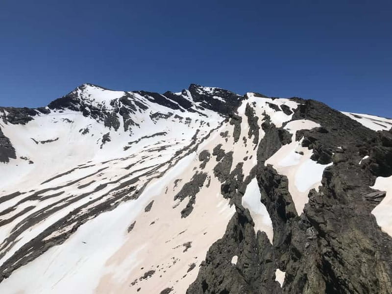 From Granada: High Sierra Nevada hiking experience - Mulhacén, Veleta, and Alcazaba from above