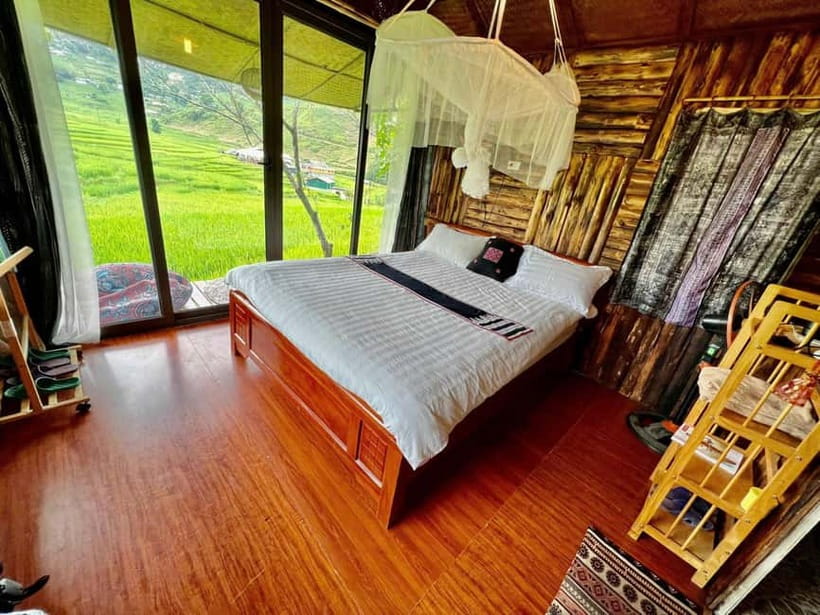 From Hanoi: 2-Day Luxury Sapa Trekking Tour with Homestay - What the guides add to the experience