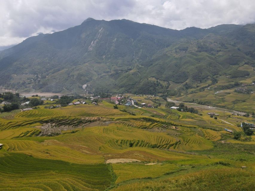 From Hanoi: 2-Day Sapa Trekking Trip with Homestay & Meals - Choosing your second-day walk